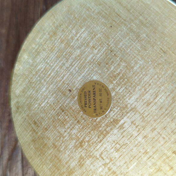 Vintage Estee Lauder Compact - Picture 4 of 4
